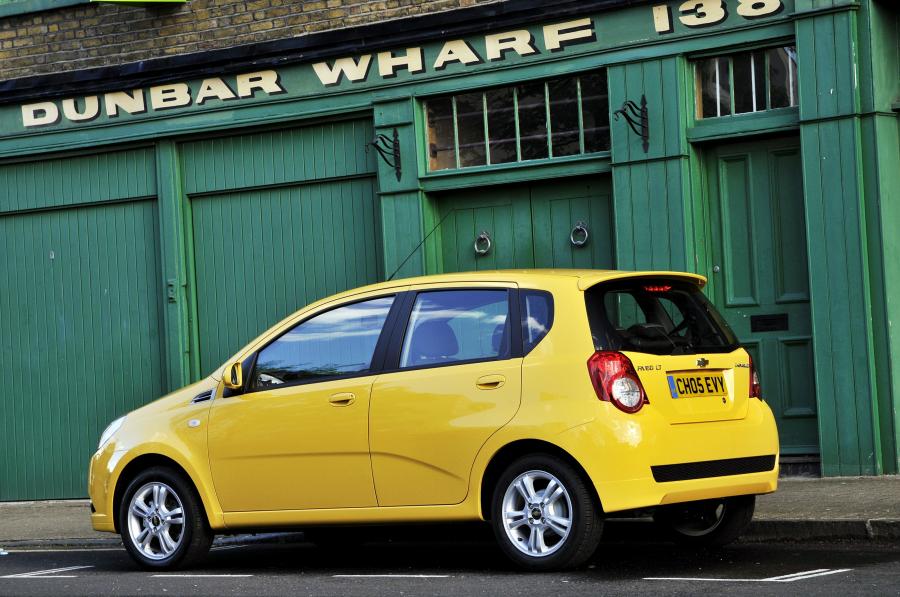  Chevrolet Aveo 5-Door 2008 года  (UK) (фото 19 из 21)
